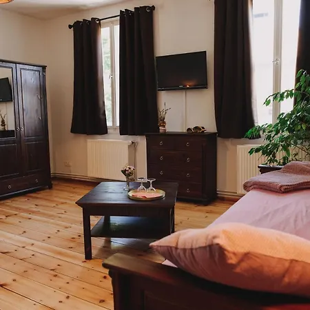 ホテル Gasthof Zum Hirsch Drehna