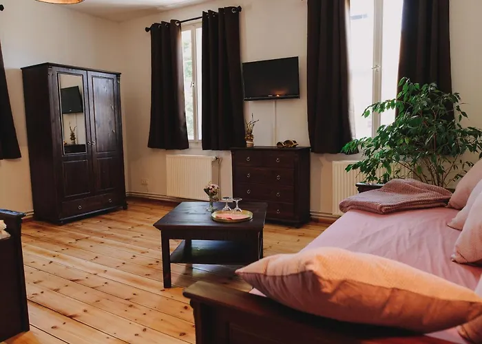 Hotell Gasthof Zum Hirsch Drehna